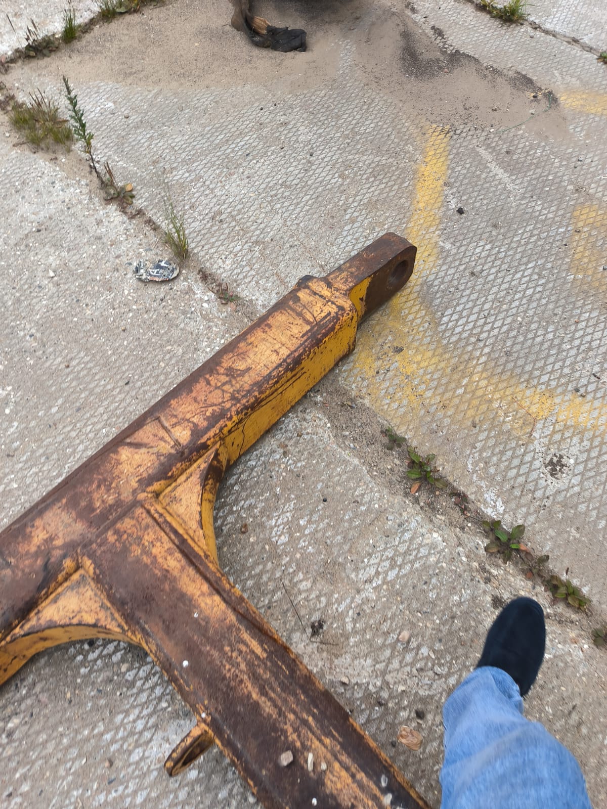 Стрела D355C Komatsu — фото 6