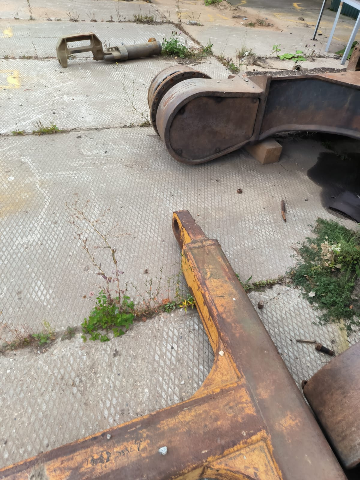 Стрела D355C Komatsu — фото 7